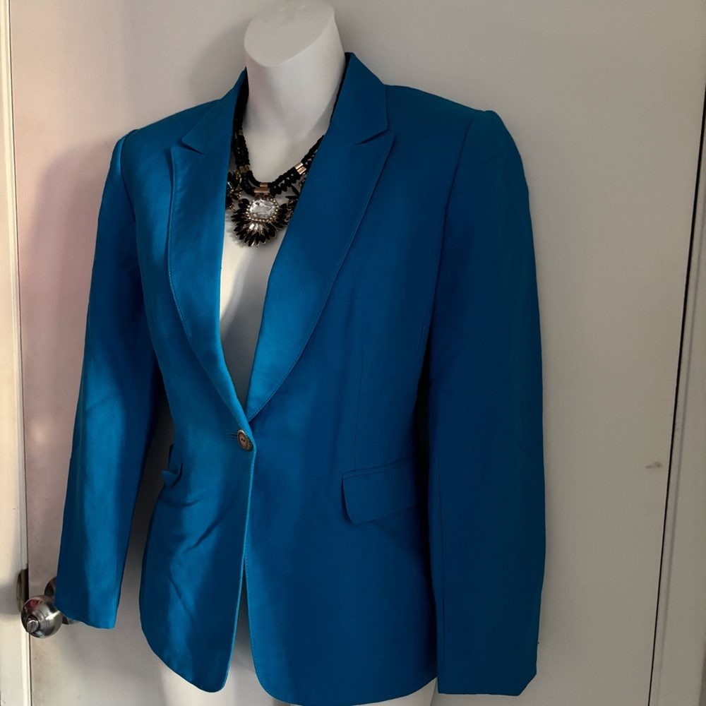TAHARI WOMEN BLAZER SIZE 4 petite brand new